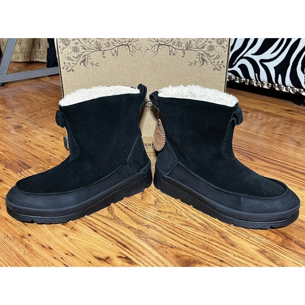 Manitobah‎ Mukluks Black Suede Waterproof Winter Boots Men's